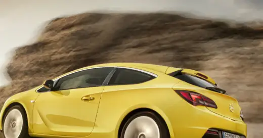 Astra GTC - którą wersję i silnik warto wybrać?